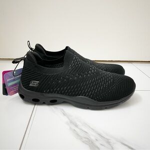 NEW Skechers Memory Foam Comfort Black Sneakers